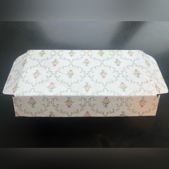 Hill House Ruffle Silk Eye Mask - Picture 7 of 7